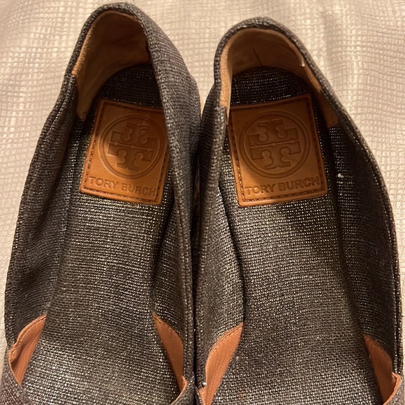 Tory Burch pre owned sz 6B - Picture 2 of 6